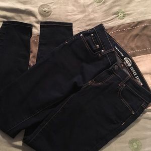 Fossil super skinny jeans and blouse